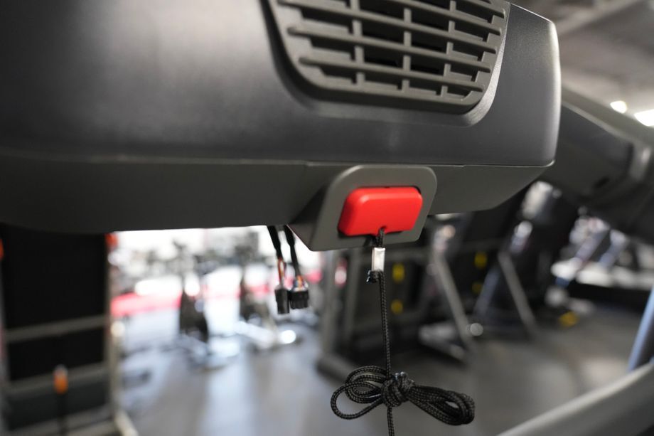 safety clip of a treadmill