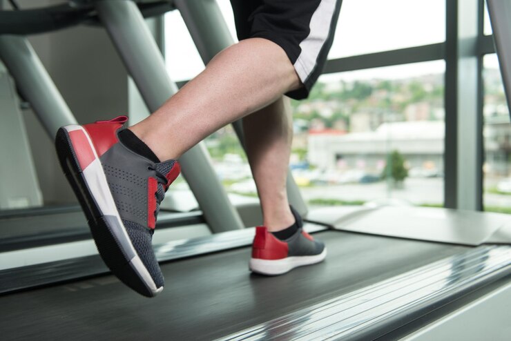 Is the treadmill bad for your knees?